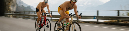 Flizzer Unterhosen. Direkt am Arsch, wo sie auch hin gehören. Immer, egal ob in Bewegung beim Sport oder chillen auf dem Sofa. Super Tragekomfort und nachhaltige Produktion. Für ein gutes Gefühl in der Hosen und im Herzen.